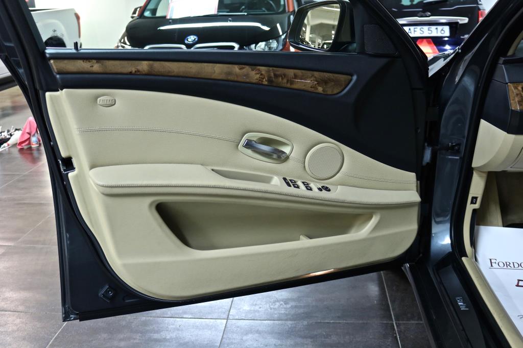 BMW 525 Fordonsmäklarna